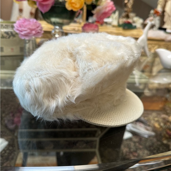 NWOT Eric Javits lamb fur leather cap - Picture 5 of 12